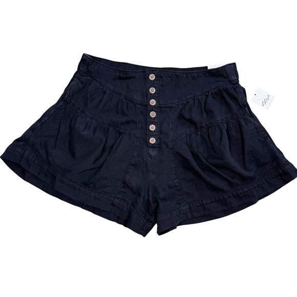We The Free Fleur Cord Tiered Shorts Size Large NWT - Picture 5 of 12